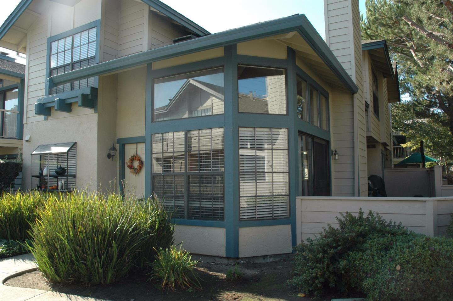 Vía Laguna San Mateo, CA 94404 - Photo 1 of 8