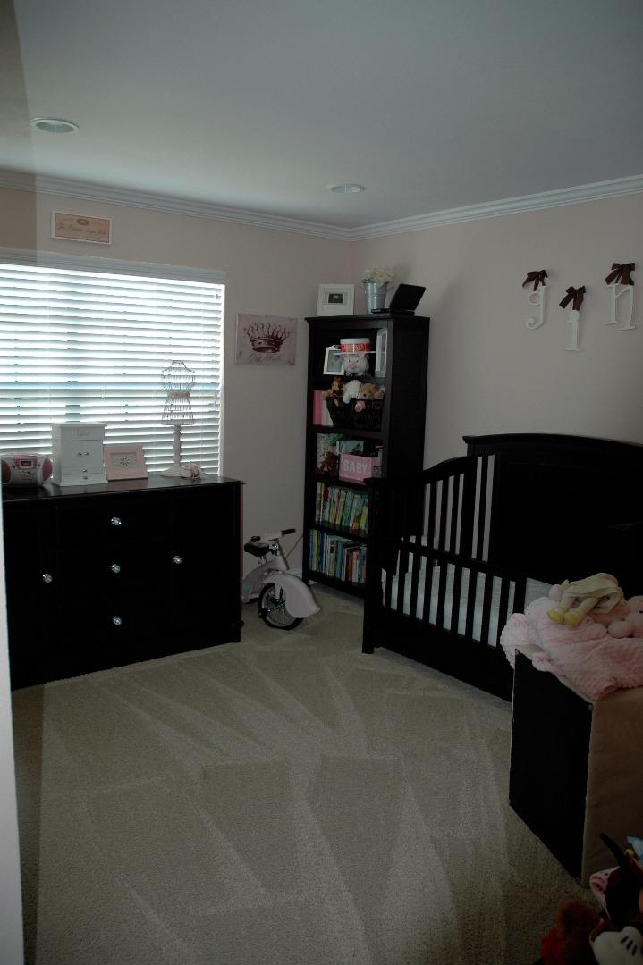 Vía Laguna San Mateo, CA 94404 - Photo 6 of 8