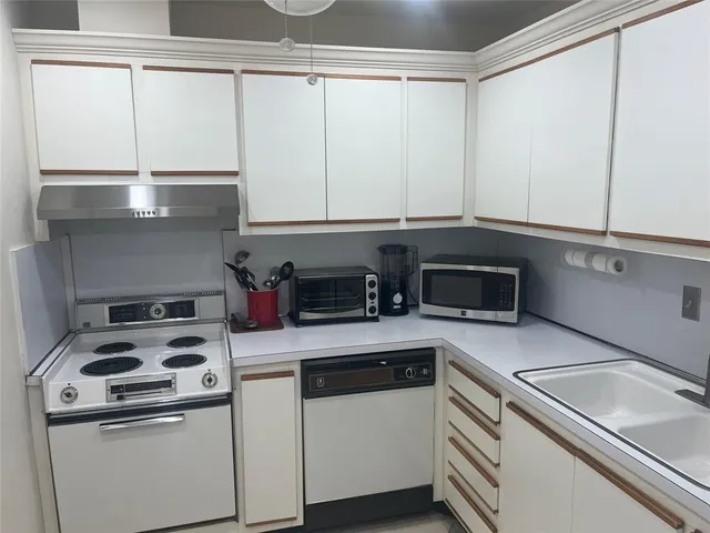 $239,000 | 6273 Bay Club Drive, Unit 2, Fort Lauderdale, FL 33308