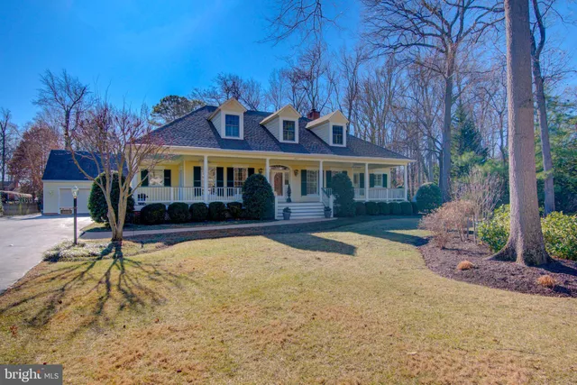 $1,049,900 | 5831 Oak Grove Street, Lorton, VA 22079