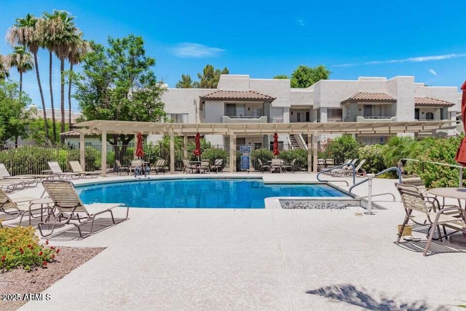 1825 West Ray Road, Unit 2082 Chandler, AZ 85224 - Photo 24 of 37 Anderson Springs Pool