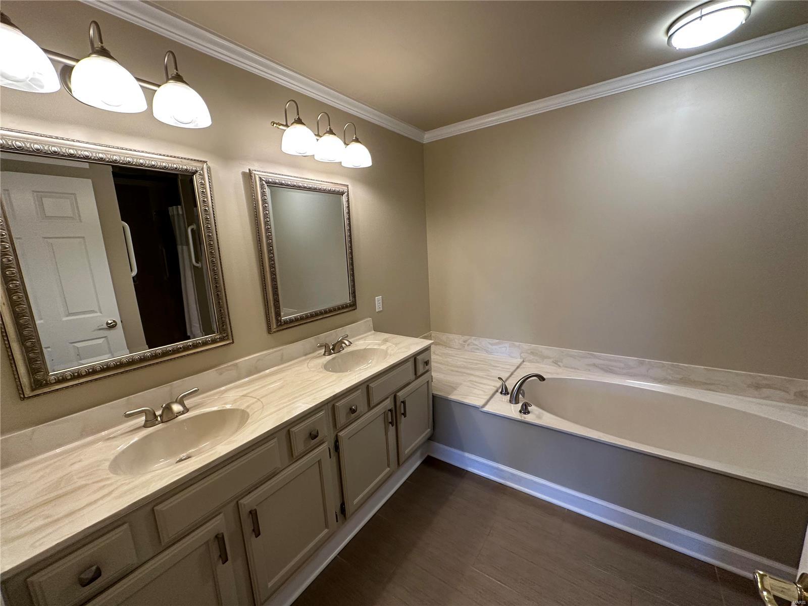 15421 Braefield Drive Chesterfield, MO 63017 - Photo 13 of 30