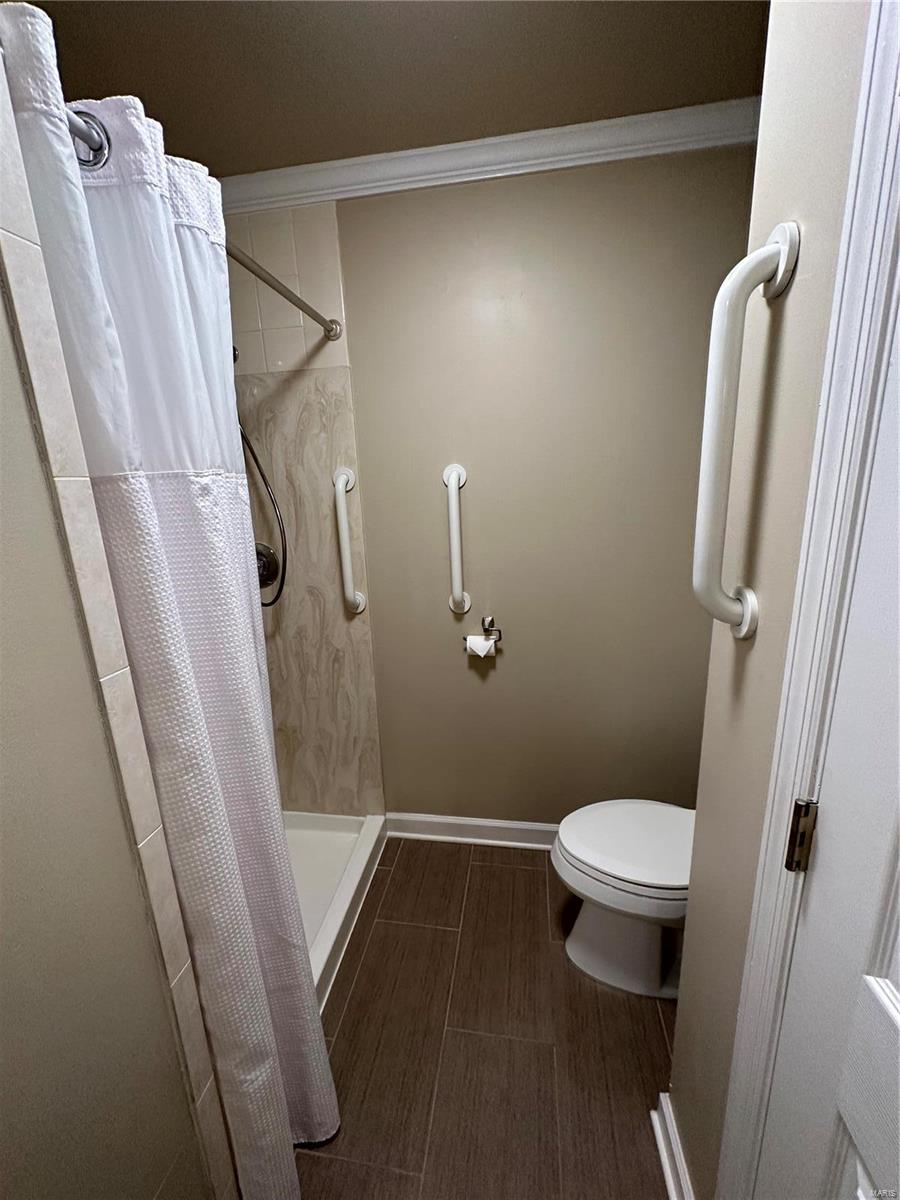 15421 Braefield Drive Chesterfield, MO 63017 - Photo 15 of 30