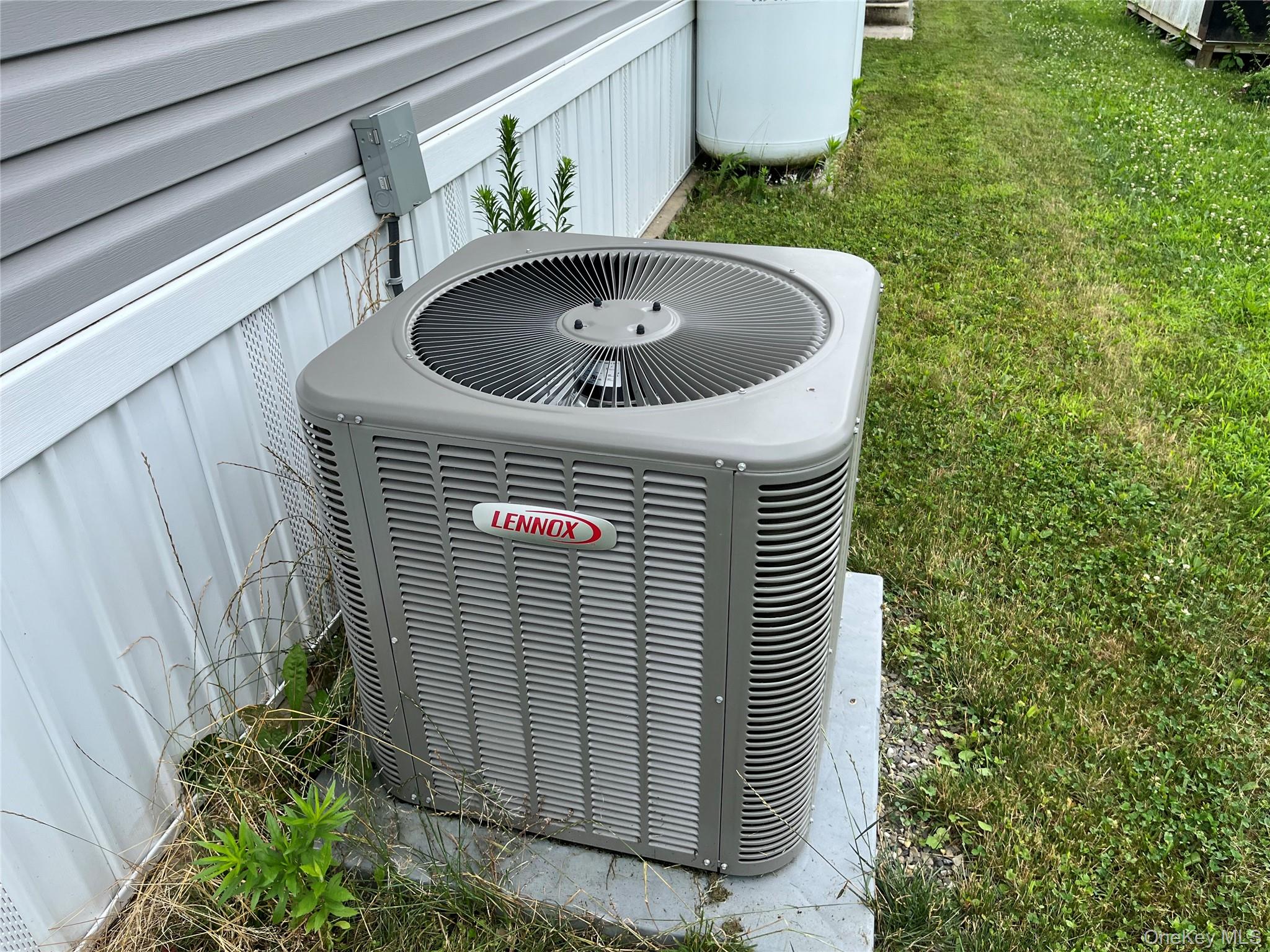 509 5th Avenue Middletown, NY 10941 - Photo 19 of 19 a front view of a house with garden