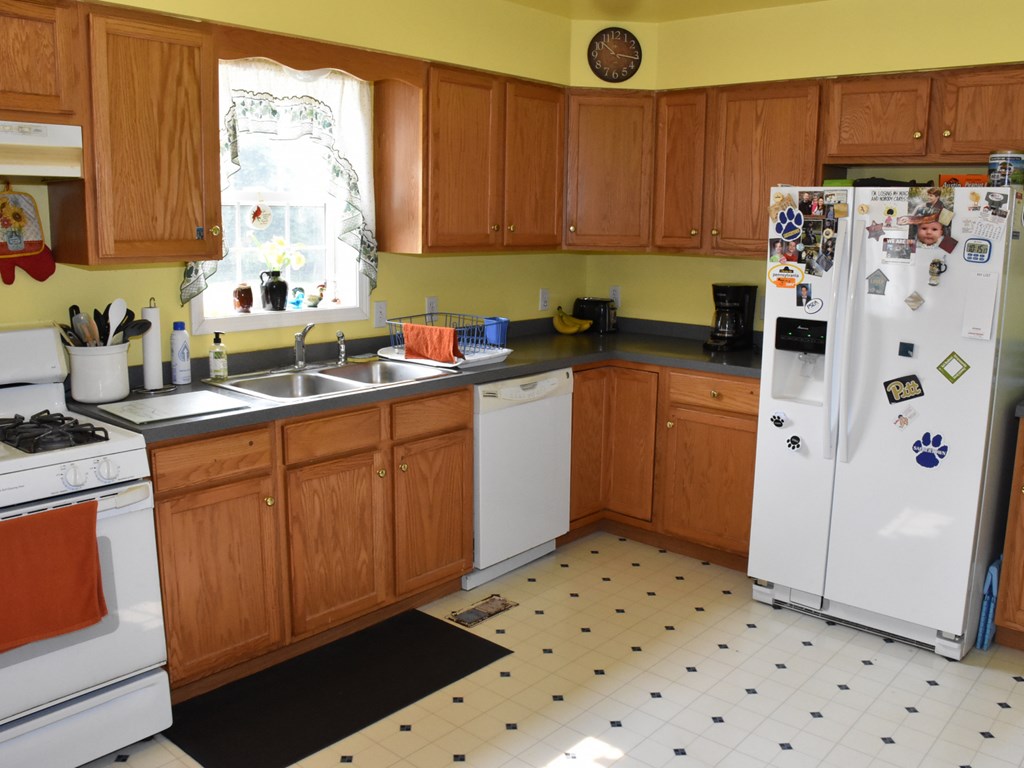 20434 Fry Road Saegertown, PA 16433 - Photo 15 of 28 Gallery Image 15
