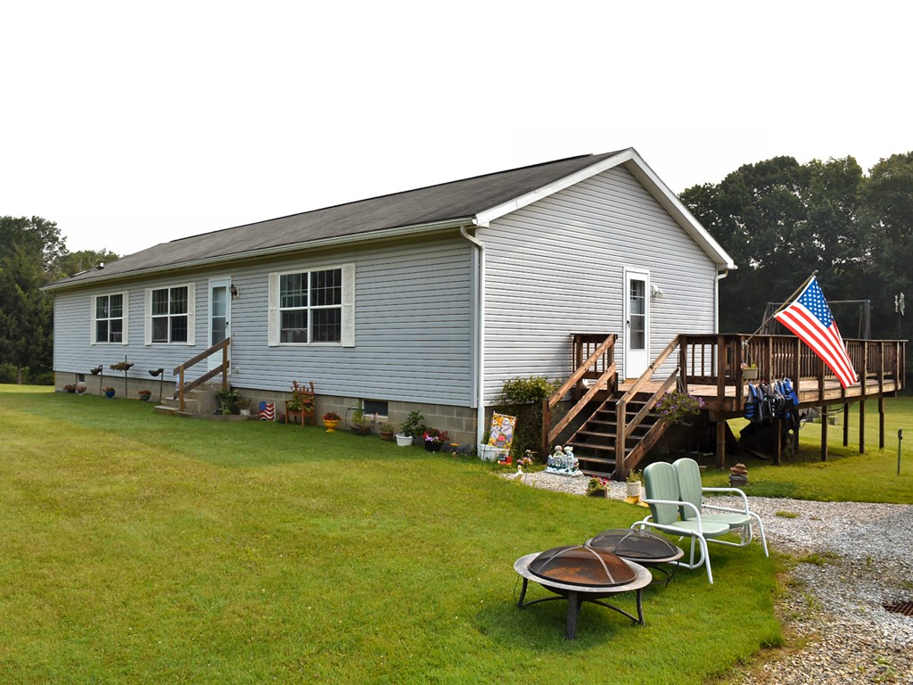 20434 Fry Road Saegertown, PA 16433 - Photo 4 of 28 Gallery Image 4