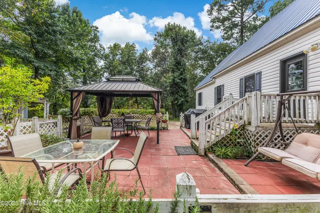 $325,000 | 398 Doe Run Drive Southwest, Supply, NC 28462