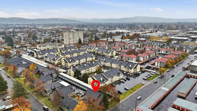 $199,900 | 102 East Weile Avenue, Unit 1, Spokane, WA 99208