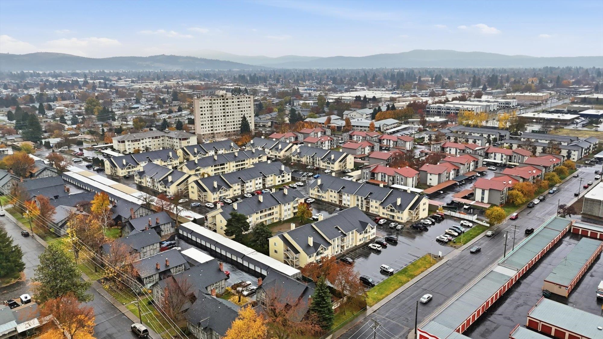 102 East Weile Avenue, Unit 1 Spokane, WA 99208 - Photo 23 of 32