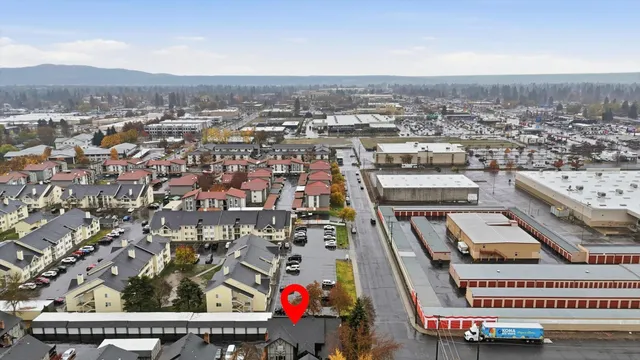 $199,900 | 102 East Weile Avenue, Unit 1, Spokane, WA 99208