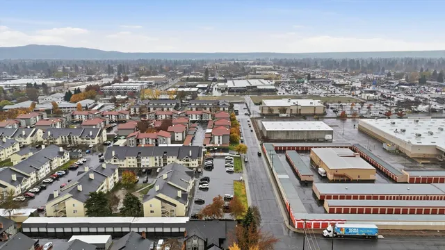 $199,900 | 102 East Weile Avenue, Unit 1, Spokane, WA 99208