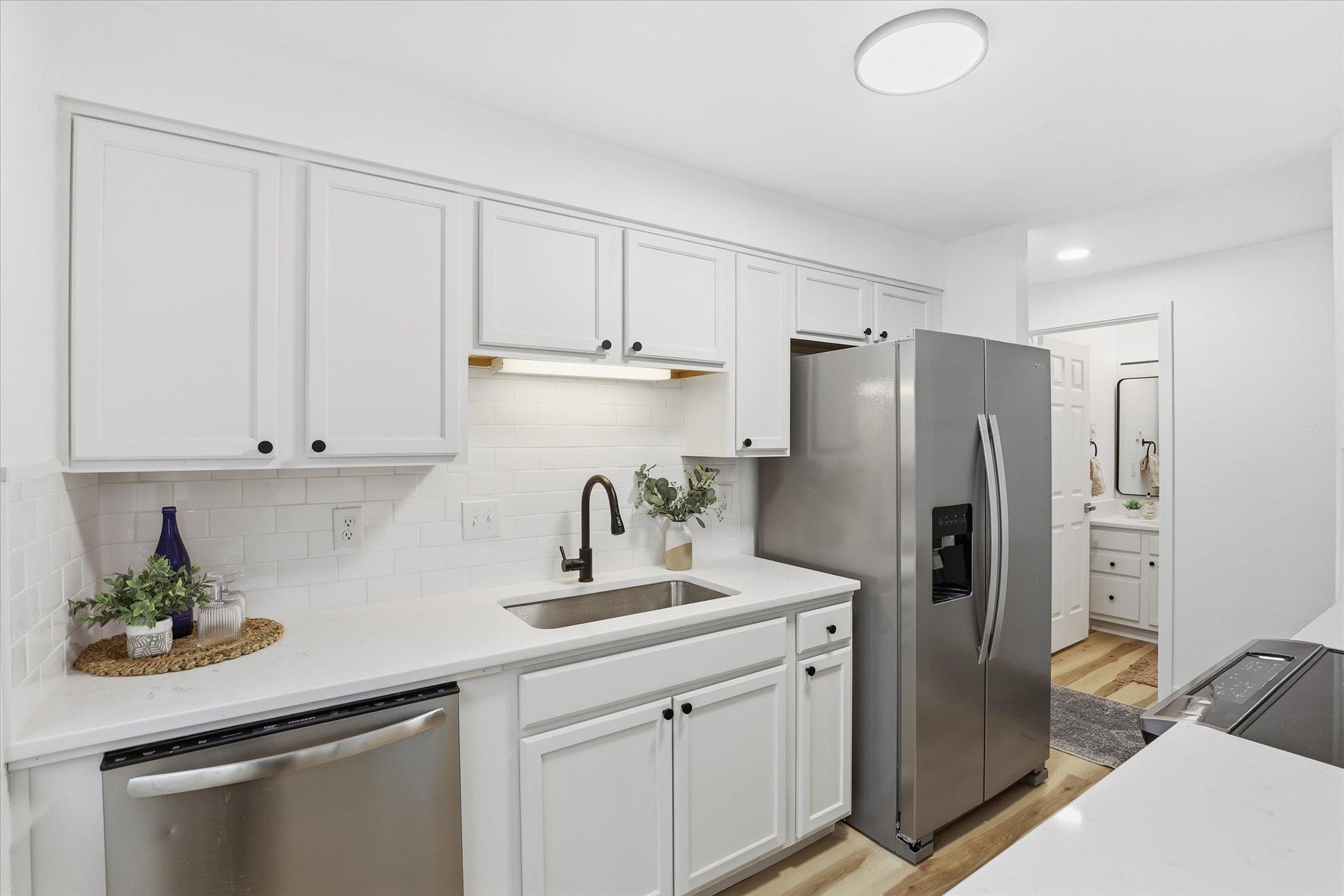 102 East Weile Avenue, Unit 1 Spokane, WA 99208 - Photo 8 of 32