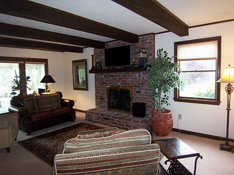 17 Indian Fields Trail Lower Burrell, PA 15068 - Photo 11 of 24 Family Room.