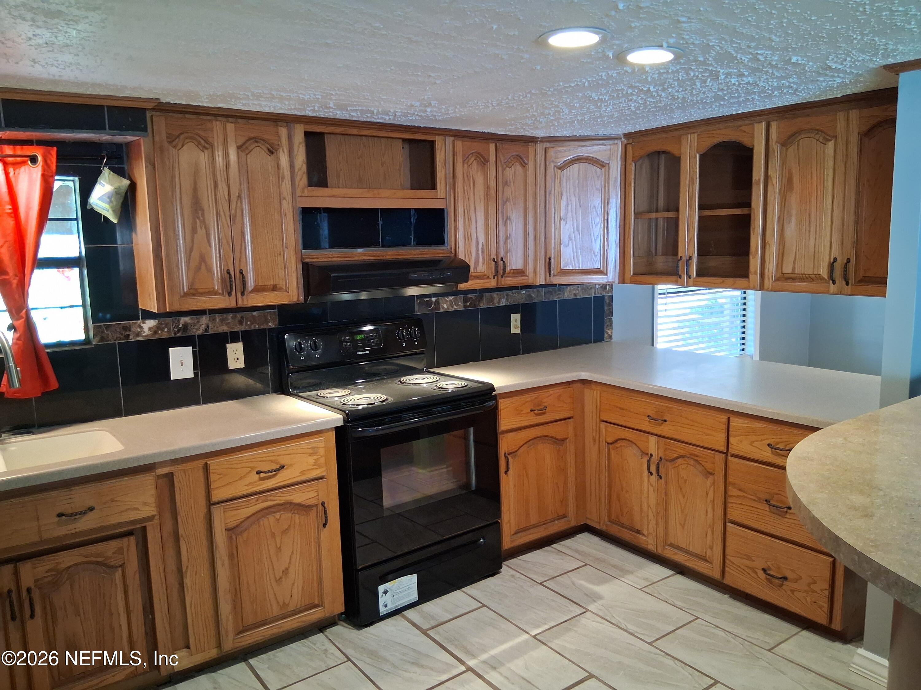 86718 Pages Dairy Road Yulee, FL 32097 - Photo 10 of 31 20260416_095854