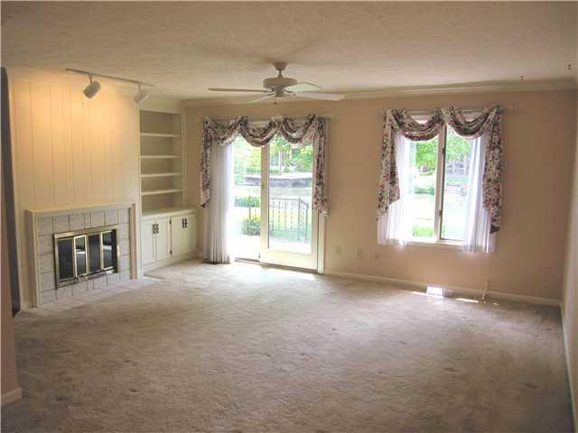 7406 Sylvan Ridge Road Indianapolis, IN 46240 - Photo 2 of 12 Gallery Image 2