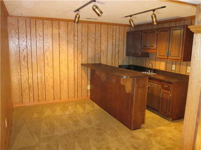 7406 Sylvan Ridge Road Indianapolis, IN 46240 - Photo 11 of 12 Gallery Image 11