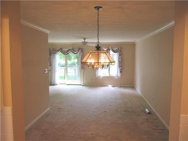 7406 Sylvan Ridge Road Indianapolis, IN 46240 - Photo 5 of 12 Gallery Image 5
