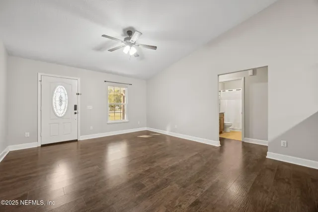 $385,000 | 44355 Swallowfork Avenue, Callahan, FL 32011