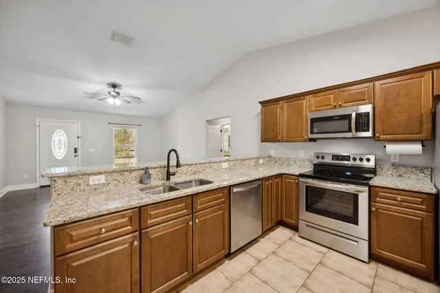 $385,000 | 44355 Swallowfork Avenue, Callahan, FL 32011