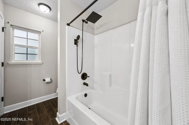 $385,000 | 44355 Swallowfork Avenue, Callahan, FL 32011