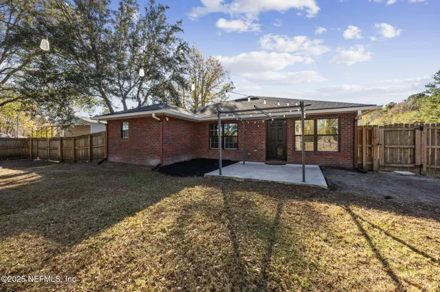 $385,000 | 44355 Swallowfork Avenue, Callahan, FL 32011