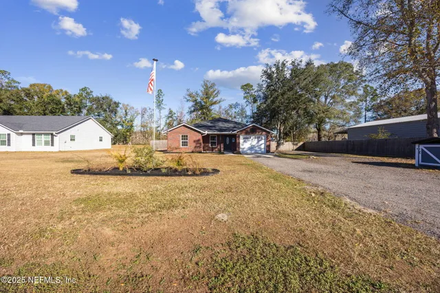 $385,000 | 44355 Swallowfork Avenue, Callahan, FL 32011