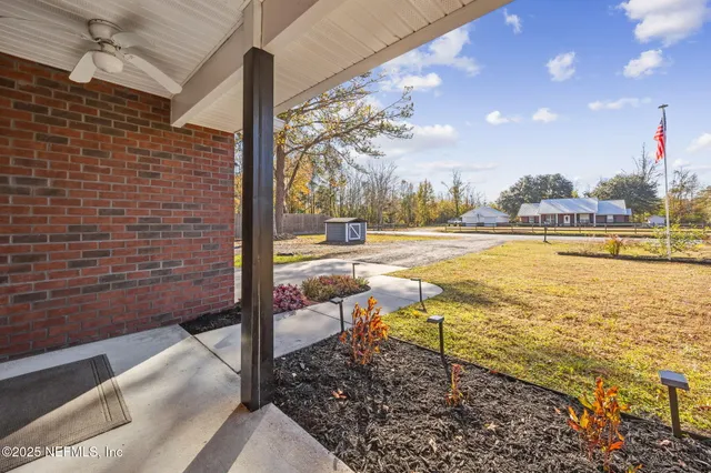 $385,000 | 44355 Swallowfork Avenue, Callahan, FL 32011