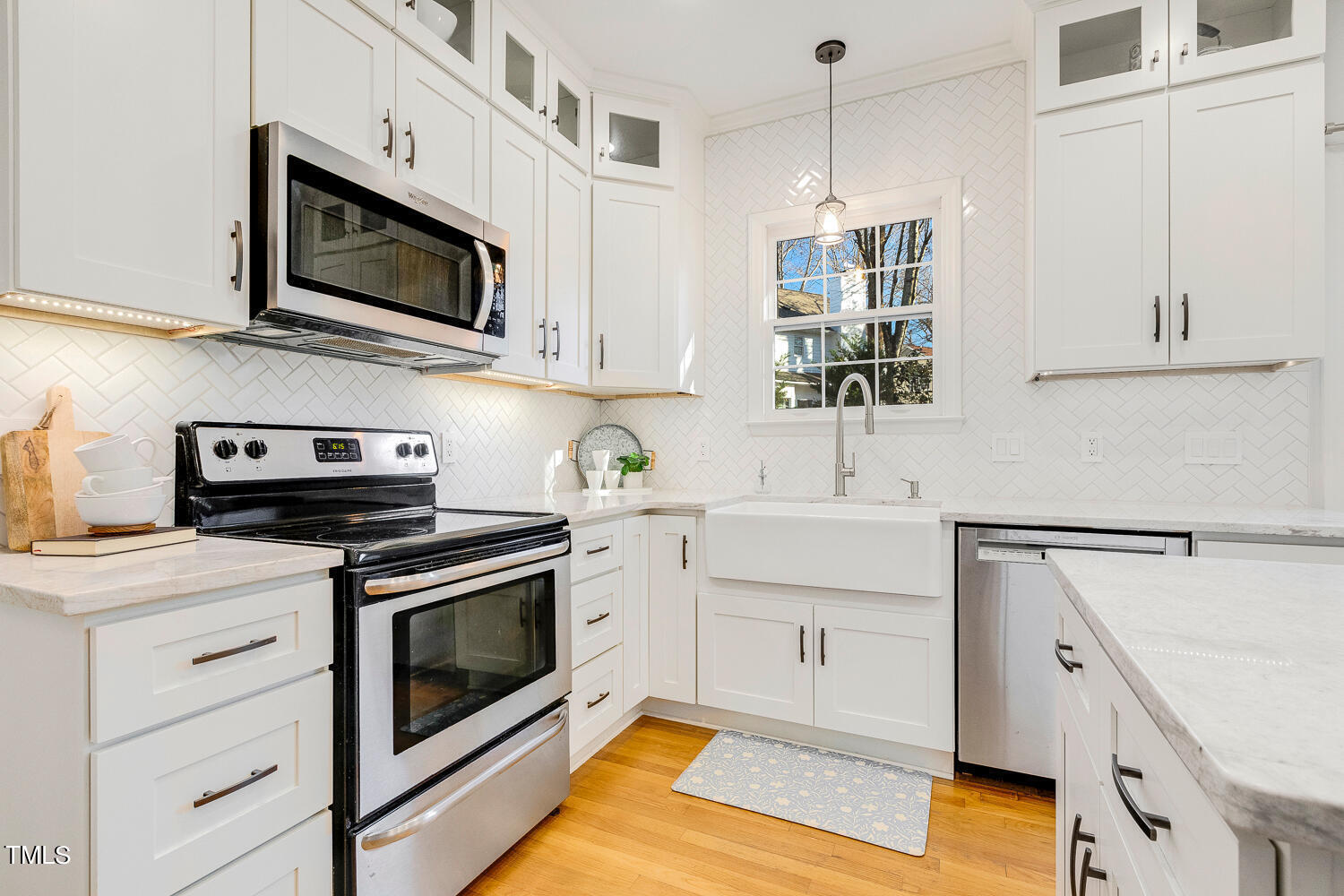 5217 Fairmead Circle Raleigh, NC 27613 - Photo 14 of 57 5217 Fairmead Cir Raleigh NC-large-016-0