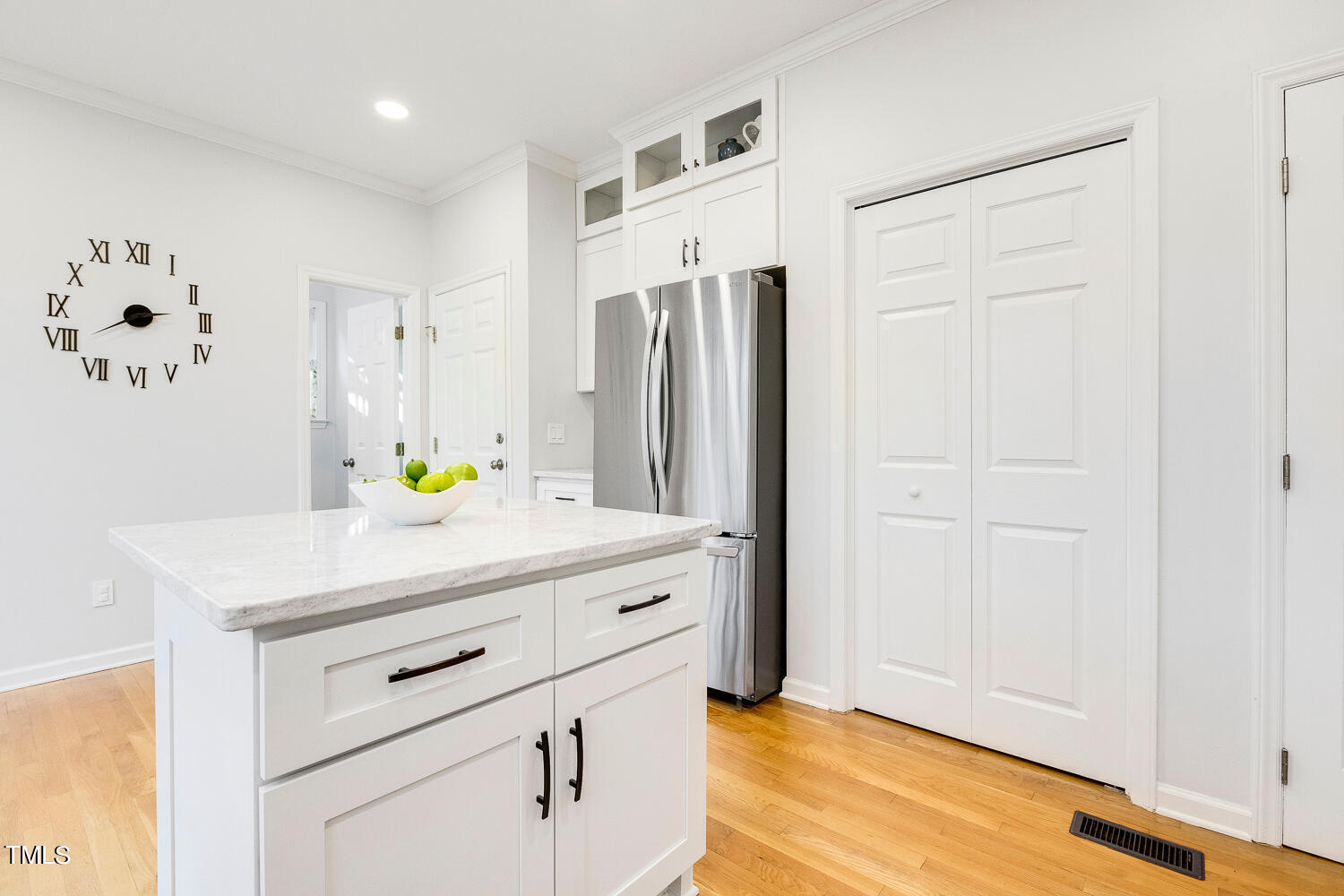 5217 Fairmead Circle Raleigh, NC 27613 - Photo 16 of 57 5217 Fairmead Cir Raleigh NC-large-018-0
