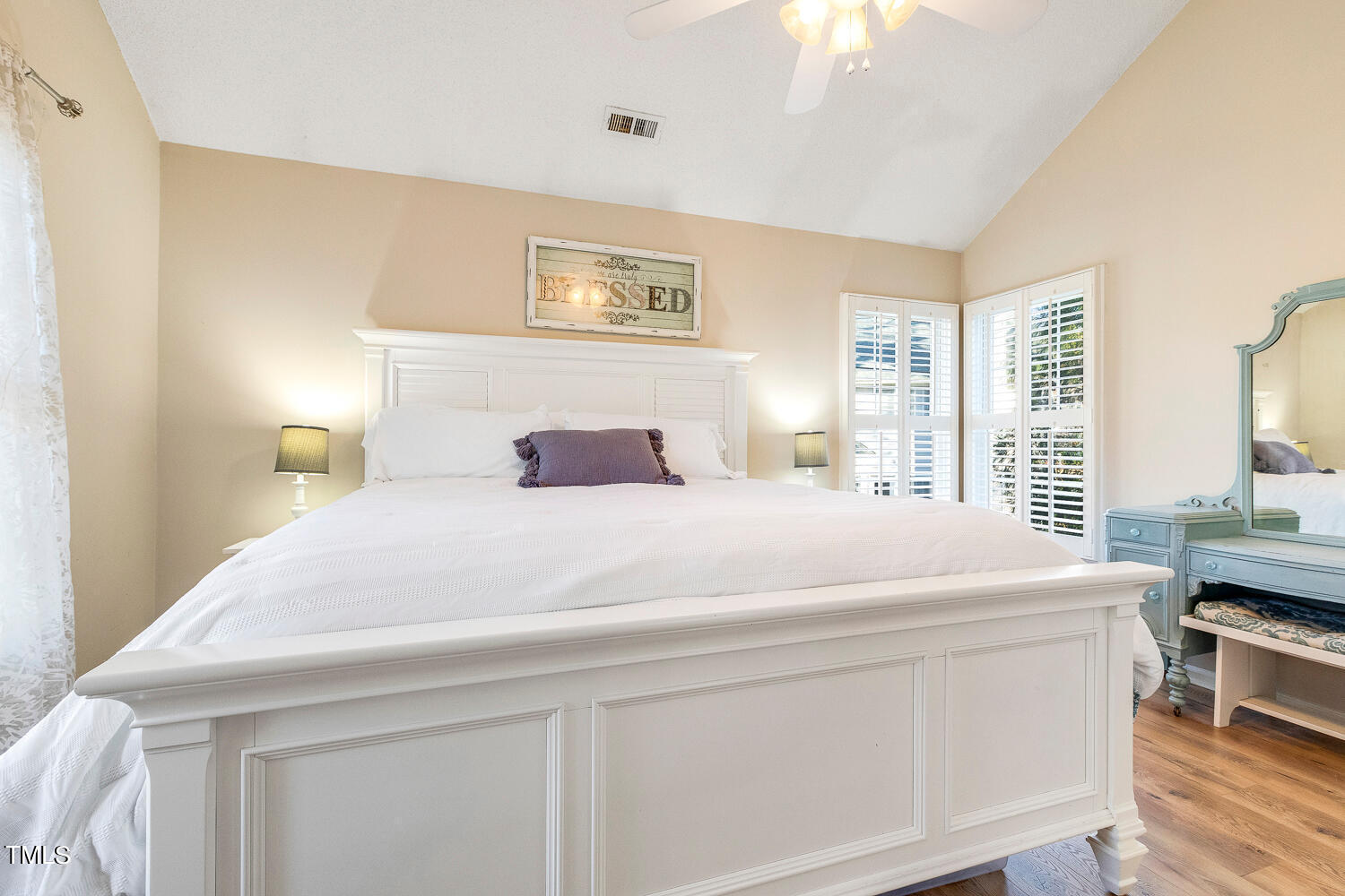 5217 Fairmead Circle Raleigh, NC 27613 - Photo 26 of 57 5217 Fairmead Cir Raleigh NC-large-028-0
