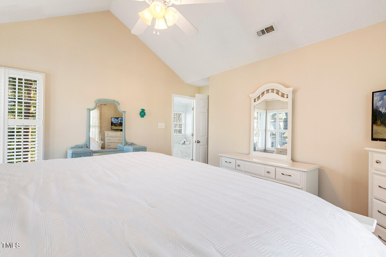 5217 Fairmead Circle Raleigh, NC 27613 - Photo 27 of 57 5217 Fairmead Cir Raleigh NC-large-029-0