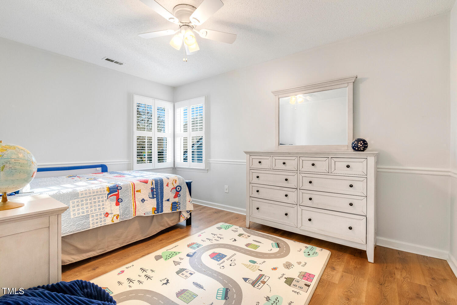 5217 Fairmead Circle Raleigh, NC 27613 - Photo 35 of 57 5217 Fairmead Cir Raleigh NC-large-037-0