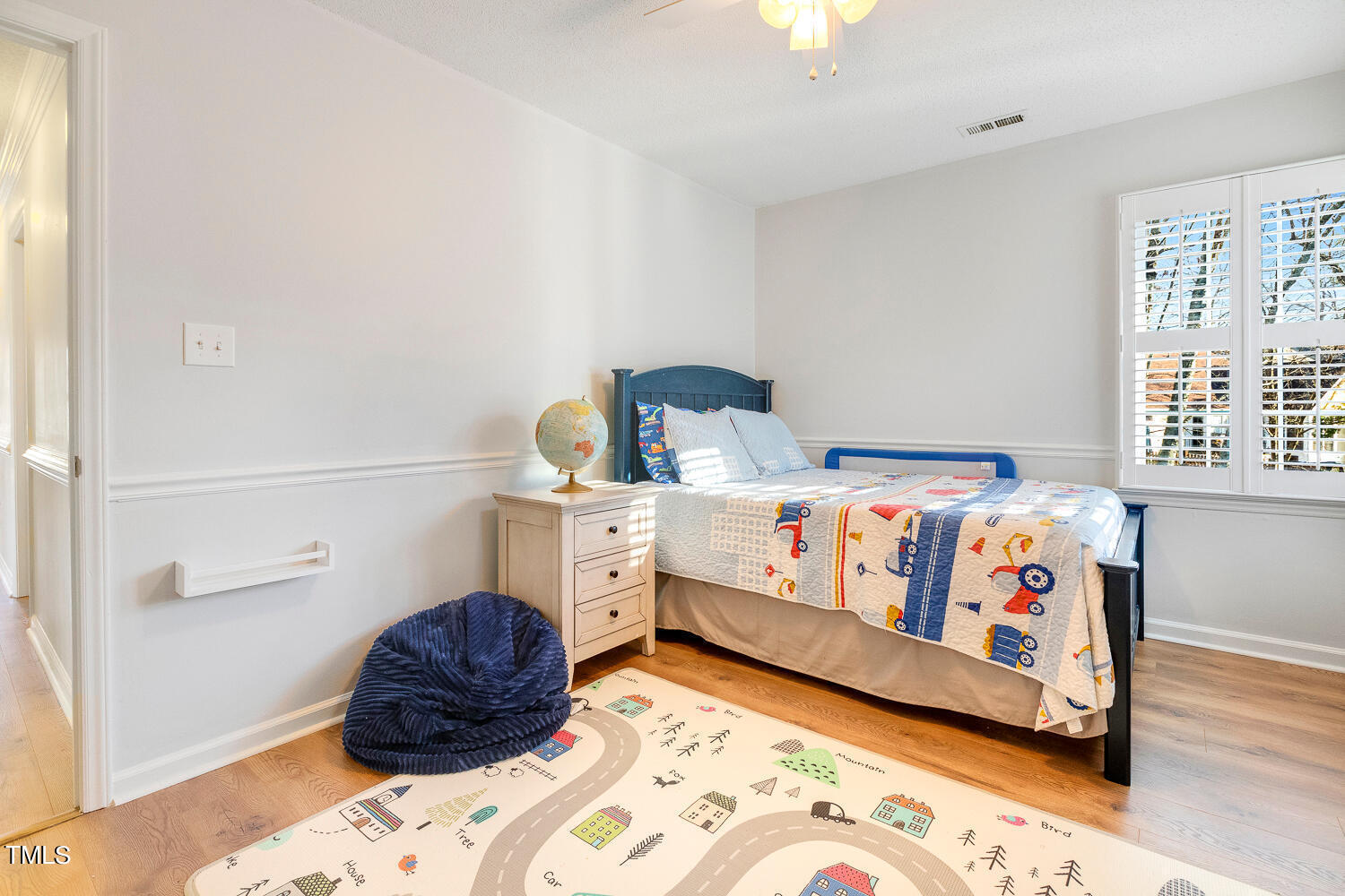 5217 Fairmead Circle Raleigh, NC 27613 - Photo 36 of 57 5217 Fairmead Cir Raleigh NC-large-038-0