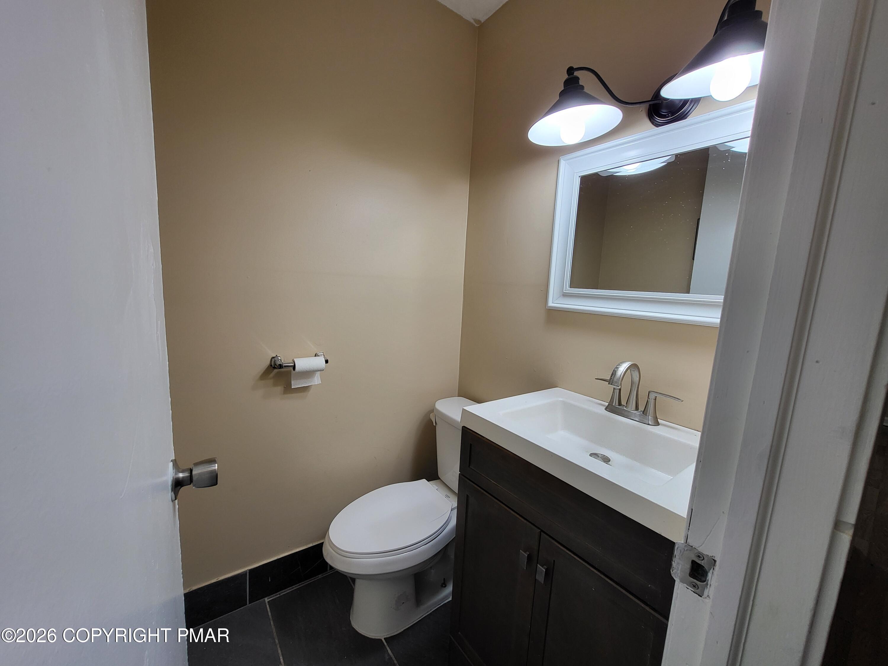402 Tudor Court Bushkill, PA 18324 - Photo 8 of 29 20260427_100633