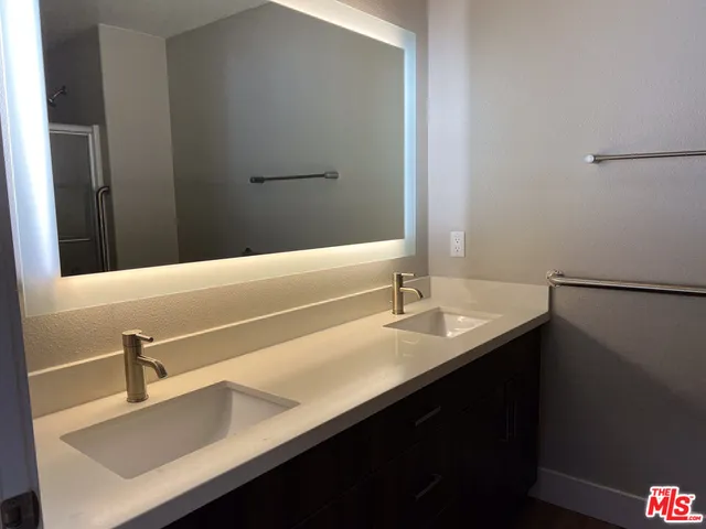 $6,800 | 1041 Glendon Avenue, Unit 5110, Los Angeles, CA 90024