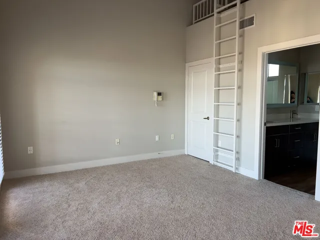 $6,800 | 1041 Glendon Avenue, Unit 5110, Los Angeles, CA 90024