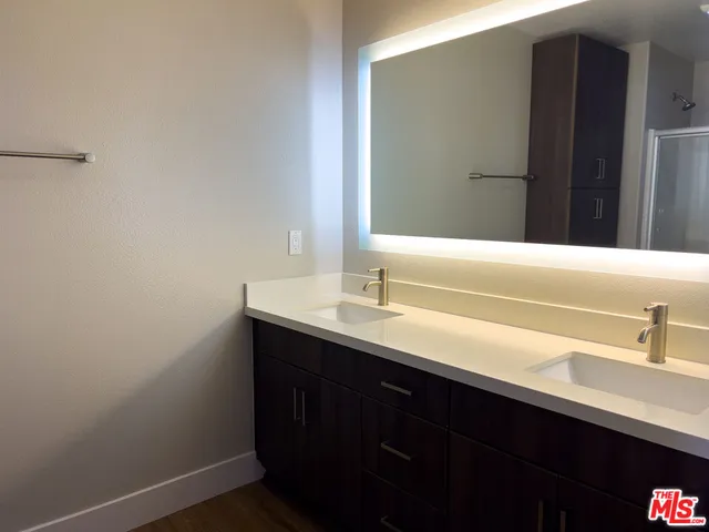 $6,800 | 1041 Glendon Avenue, Unit 5110, Los Angeles, CA 90024