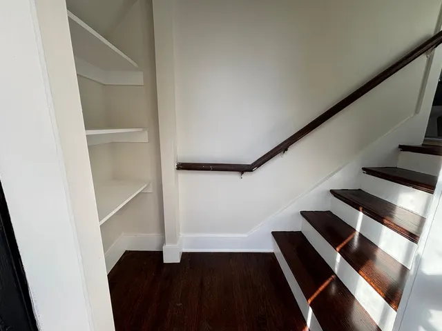 $1,800 | 2 Scofield Place, Unit 2, Norwalk, CT 06855