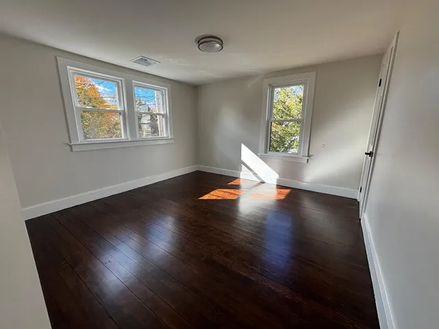 $1,800 | 2 Scofield Place, Unit 2, Norwalk, CT 06855