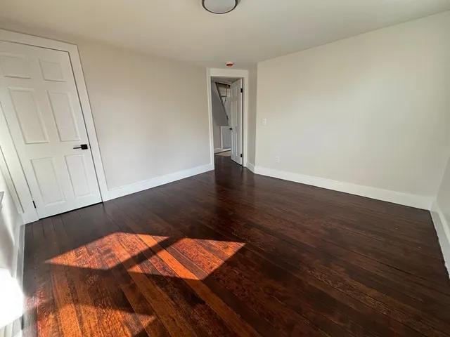 $1,800 | 2 Scofield Place, Unit 2, Norwalk, CT 06855