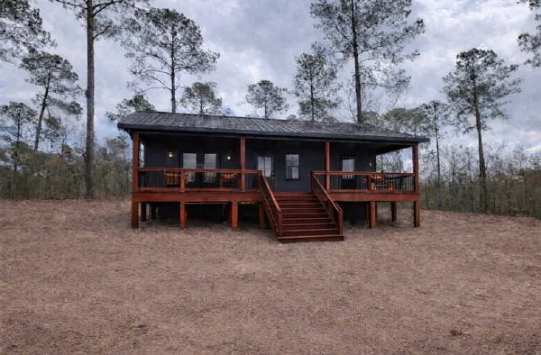 $550,000 | 15 Fm 83, Bronson, TX 75930