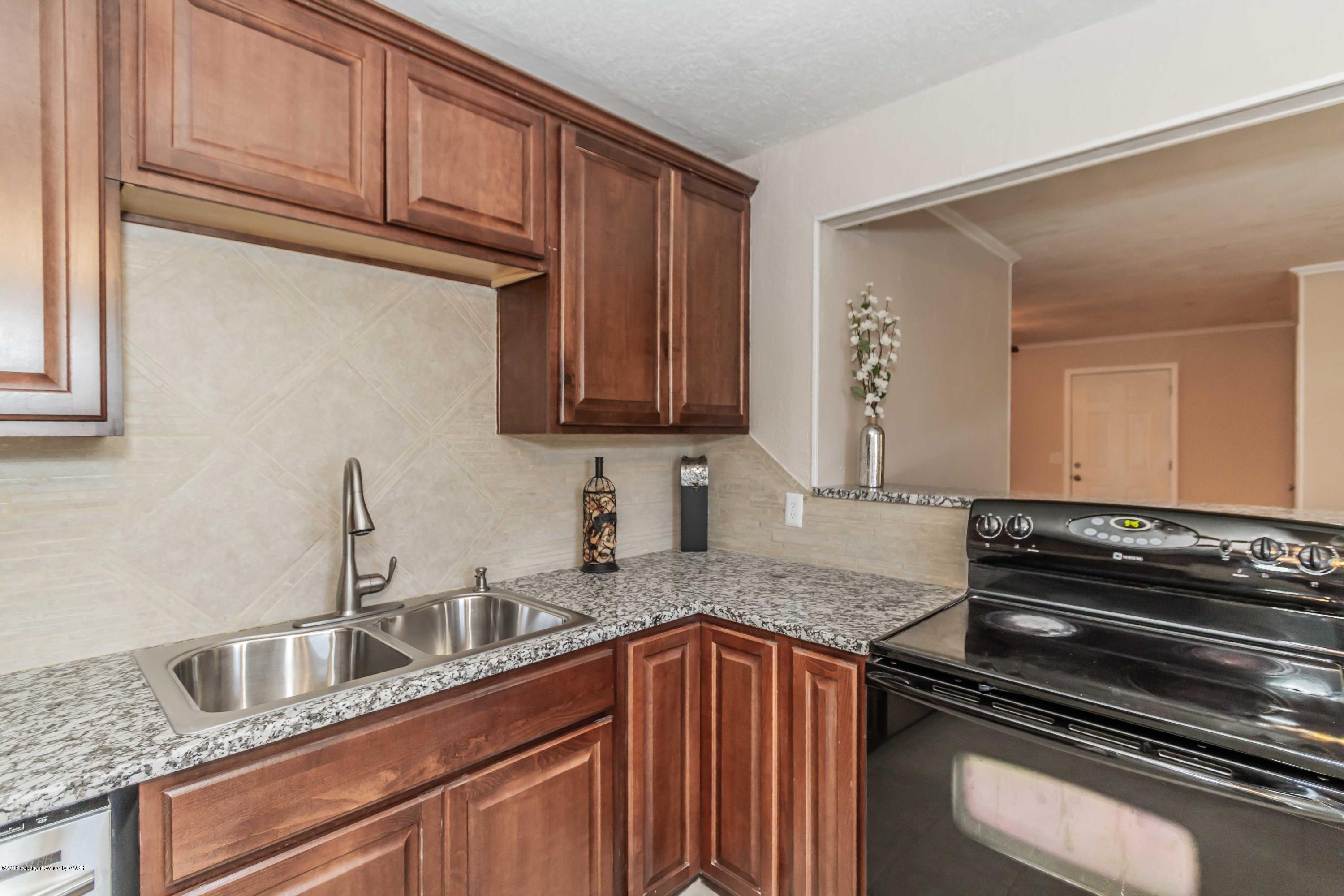4310 South Hayden Street Amarillo, TX 79110 - Photo 8 of 22 KITCHEN VIEW 3