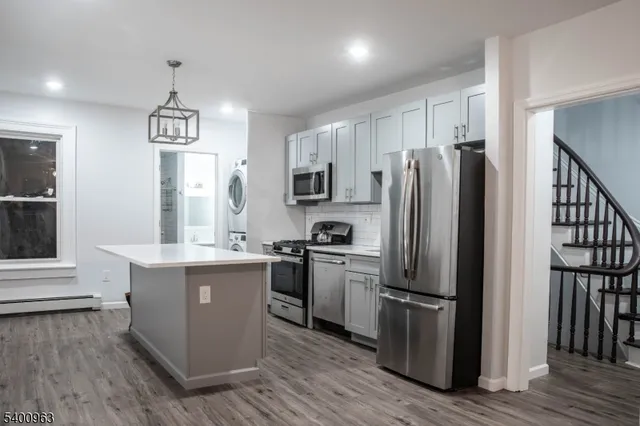 $3,000 | 1076 Fulton Street, Rahway, NJ 07065