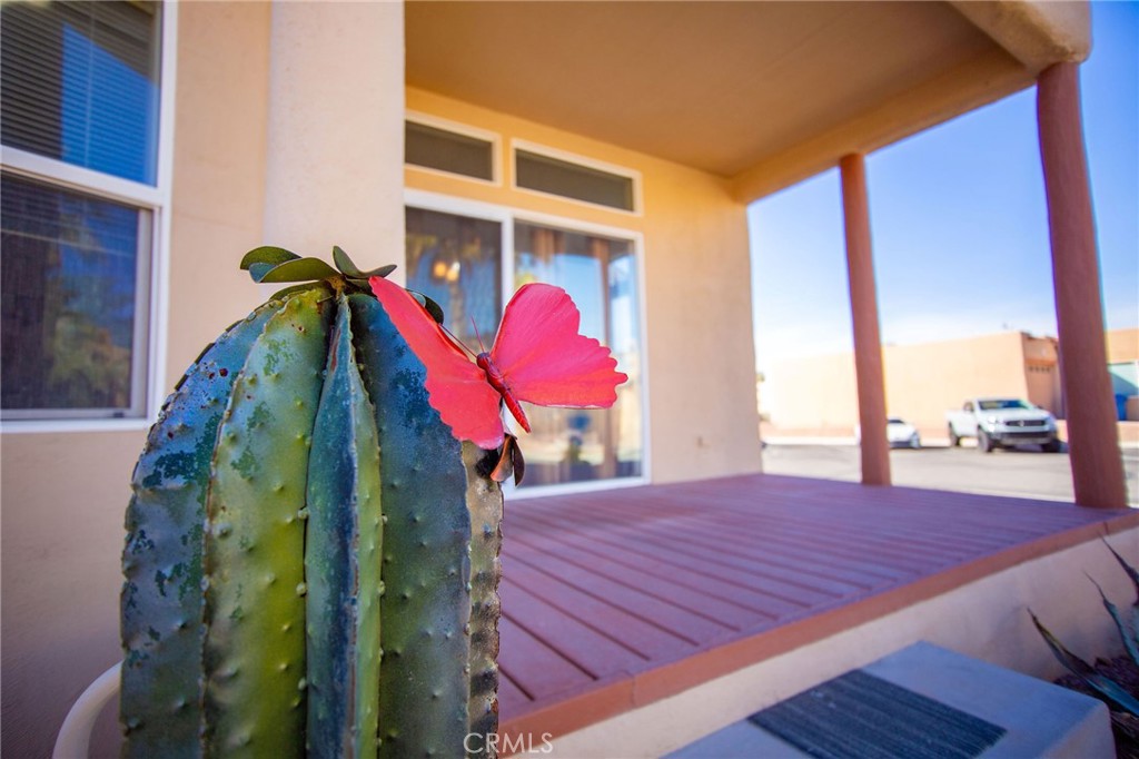 1106 Beach Drive Needles, CA 92363 - Photo 6 of 73