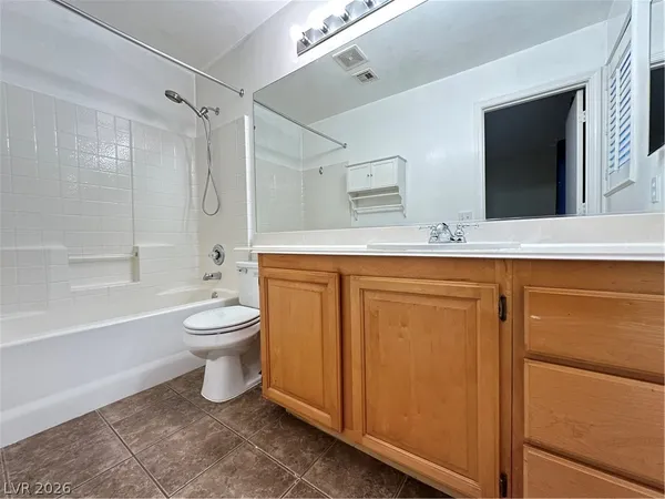 $1,900 | 3624 Shanagolden Street, Las Vegas, NV 89129