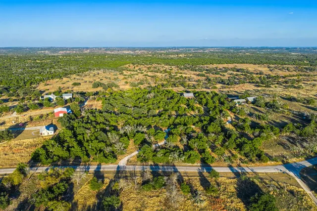 $620,000 | 716 Reeh-Weinheimer Road, Fredericksburg, TX 78624