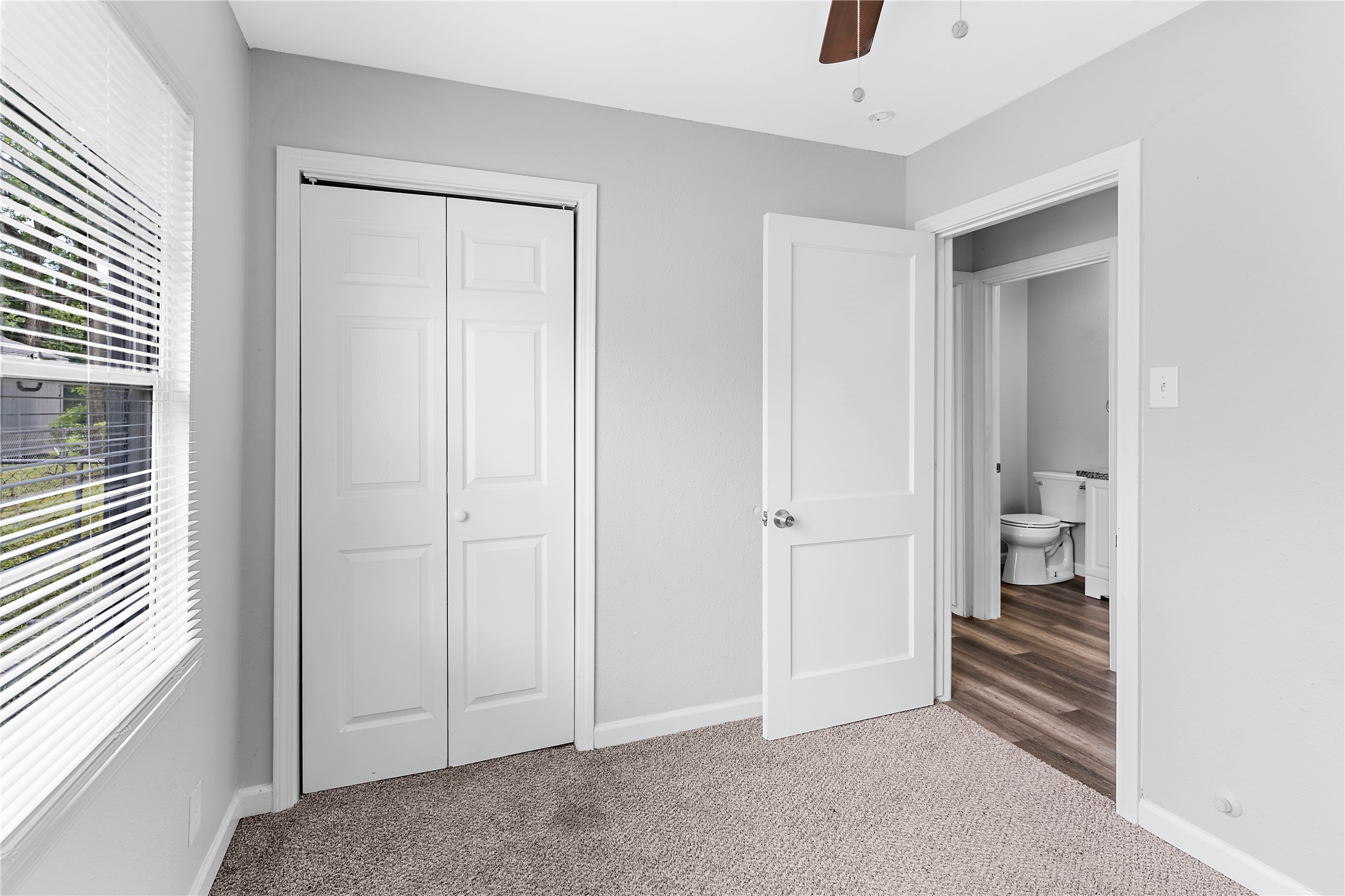 1104 Southampton Drive Angleton, TX 77515 - Photo 21 of 26