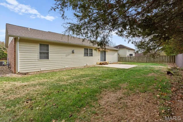 $279,900 | 428 Meadowlark Lane, Belleville, IL 62220