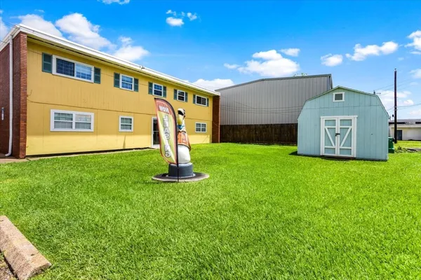 $935 | 1914 Larrabee Street, Unit 1, Seabrook, TX 77586