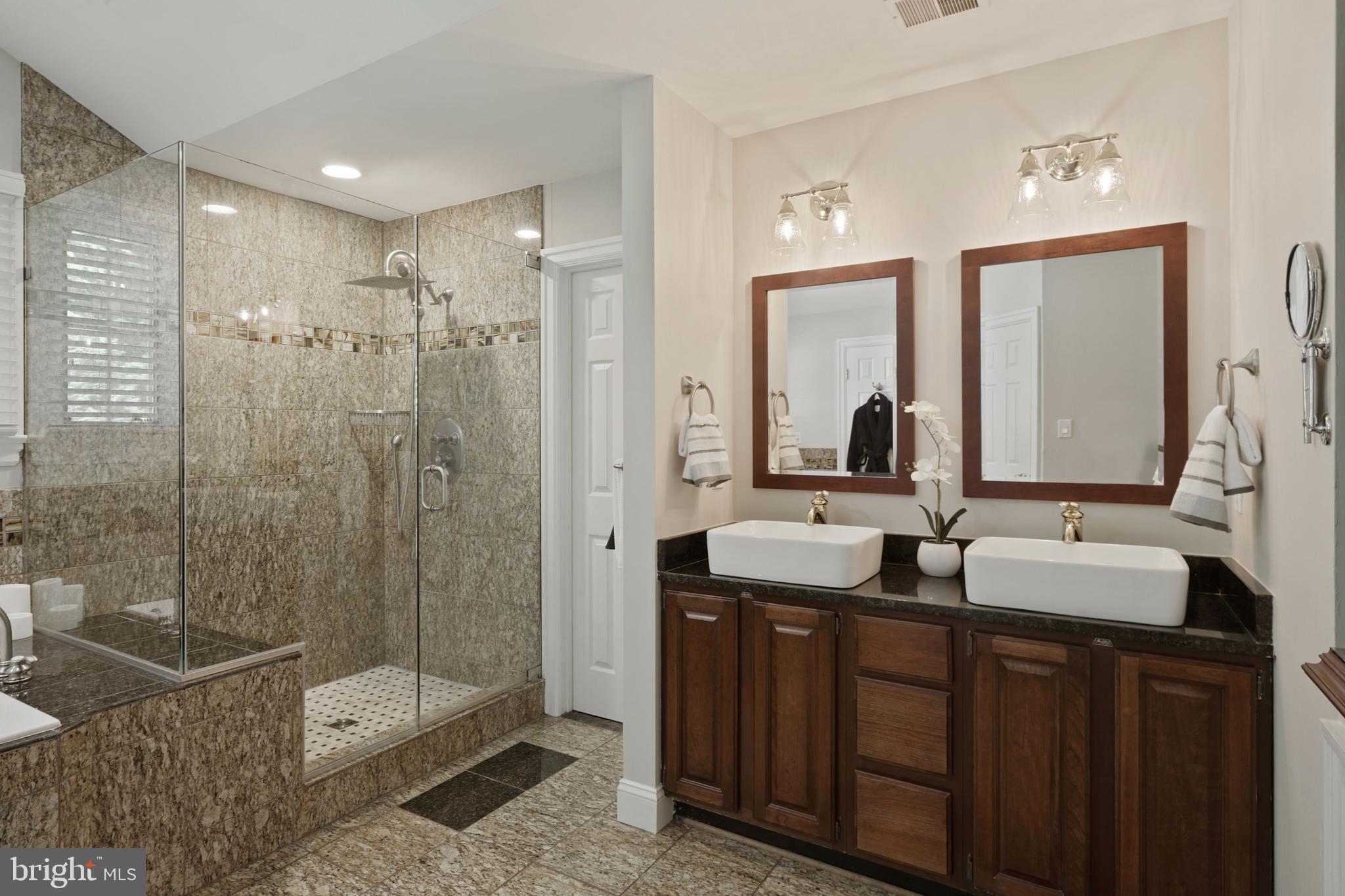 6580 Braddock Road Alexandria, VA 22312 - Photo 34 of 50 Primary bath leads to spacious walk-in closet